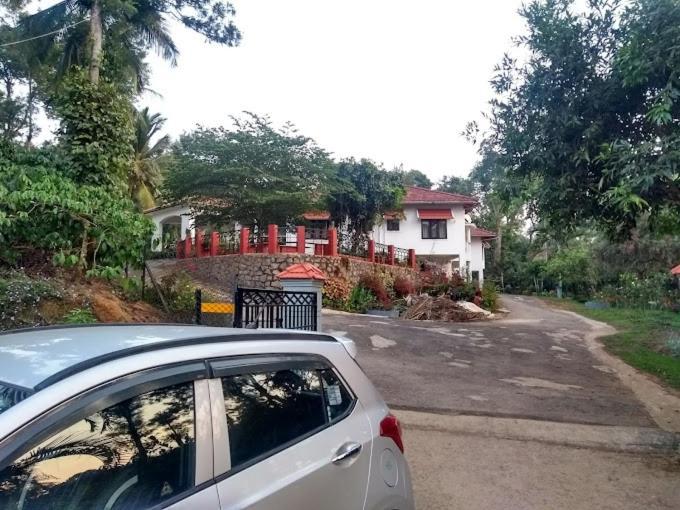 Emerald Castle Villa Madikeri Bagian luar foto
