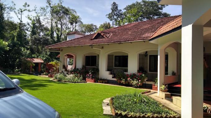 Emerald Castle Villa Madikeri Bagian luar foto